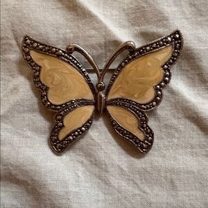 Vtg Avon Whispering Wings Ivory Enamel Butterfly Brooch